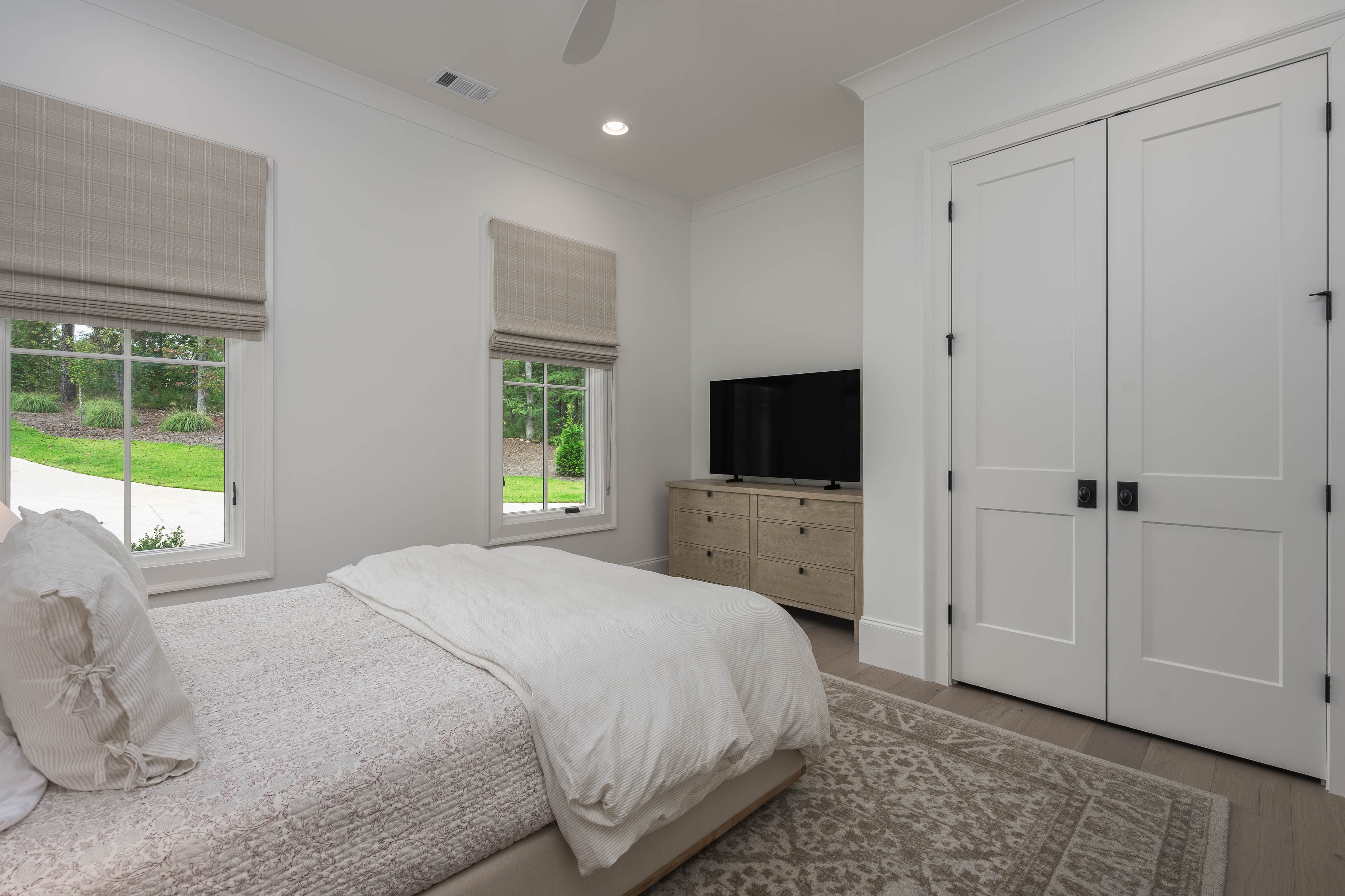 1020 Eastridge Loop image 26
